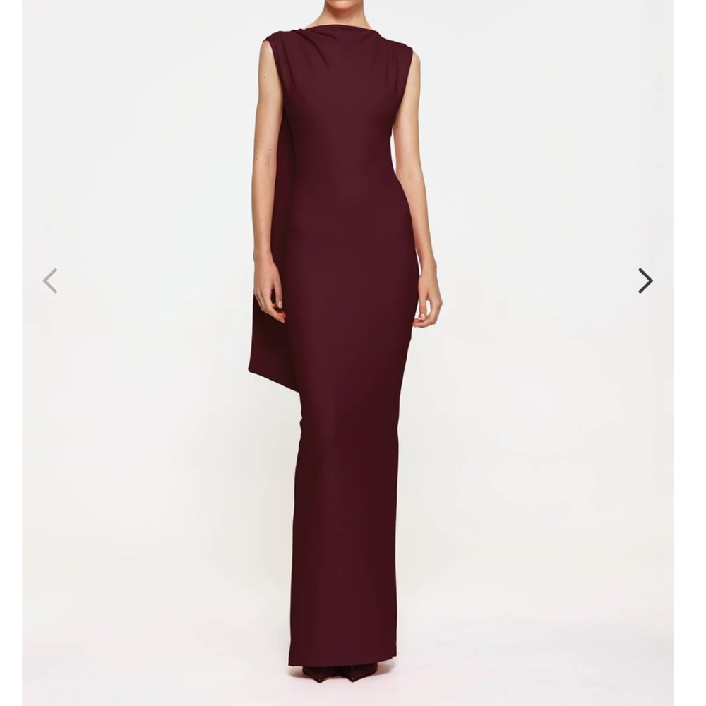 Effie Kats Burgundy Gown New With Tags